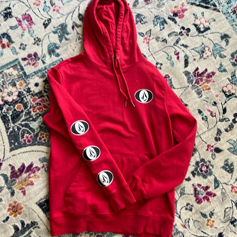 Never worn men’s small Volcom hoodie